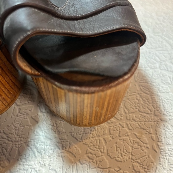 Vintage platform wooden heels goody two shoes  size 7 brown SUPER RARE !!! - Picture 10 of 11